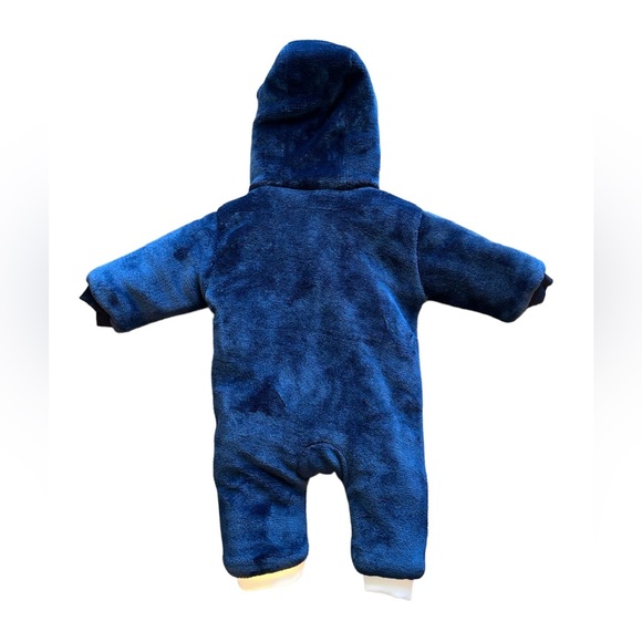 Polar Bear Infant Snowsuit (Unbranded) - Size 3-6 months - Picture 2 of 4